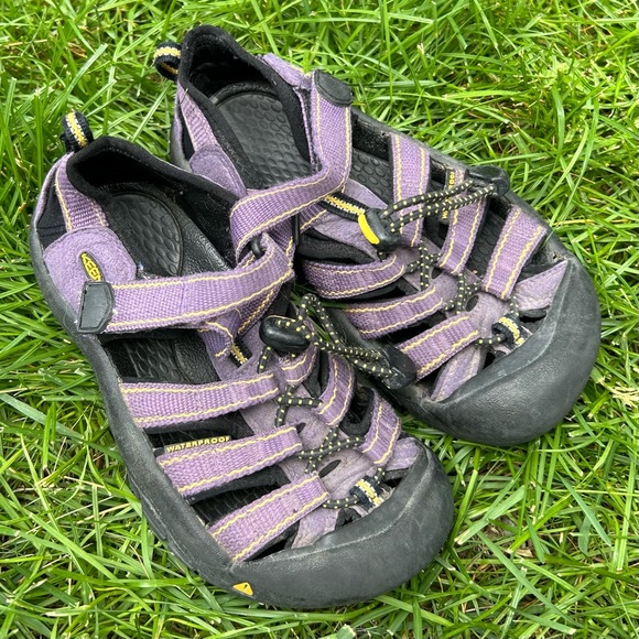 Keen Sandals, Size 12 - Picture 1 of 3